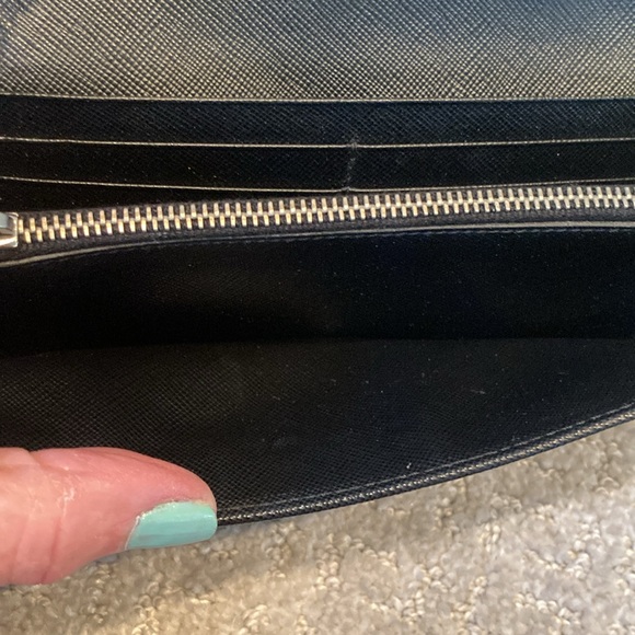 Prada Milano EUC studded long wallet Black - Picture 9 of 15